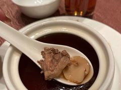 松茸鸽子汤-东方明珠老上海8号餐厅(东方明珠广播电视塔店)