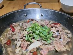-大众跷脚牛肉馆·非遗传承单位(峨眉山店)
