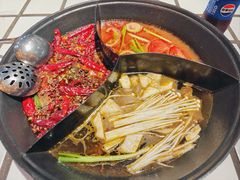 -贰回巷火锅馆(钟楼店)