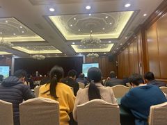 -山明水秀大饭店