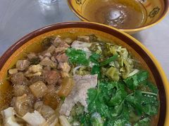 -花溪牛肉粉(八鸽岩店)
