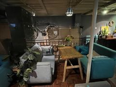 -84那年咖啡馆(李沧万达店)