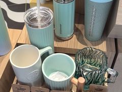 -星巴克臻选(莘庄仲盛店)