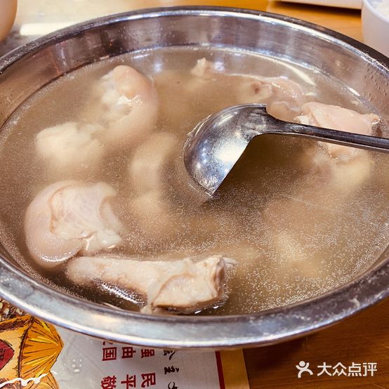 郊尾堂哥猪脚店(北磨店)