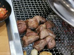 梅花肉-肉甲韩国木炭烤肉(新壹街1店)