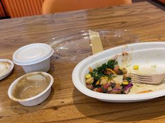 -油梨树 AVOCADO TREE(亮马桥店)