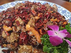 -黄桷树曹家私房菜(江与城店)