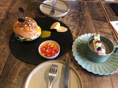 -HIGH FIVE哈福手工汉堡(桂林路店)