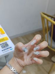 -晨·艺美甲美睫