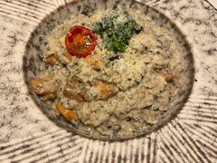 -露露家咖啡店
