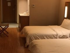 -全季酒店(郑州建设路碧沙岗地铁站店)