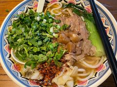 -鑫花溪牛肉米粉(文星广场店)