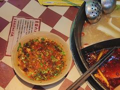 -赵美丽·重庆社区火锅·直营店(火车东站·中豪国际店)