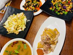 -宣威山野人家·云南菜·菌火锅(金碧店)