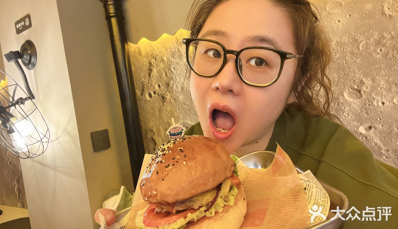 一家能与Shake Shack媲美的汉堡店