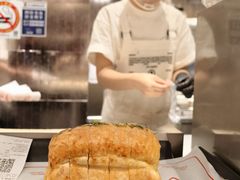 -HOT CRUSH趁热集合·现烤面包(环球港店)