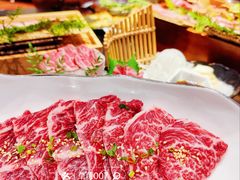 -山川小町·极番烧肉(新地假日广场店)