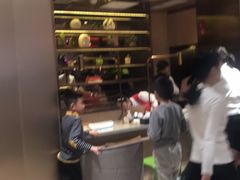 -海底捞火锅(公益西桥店)
