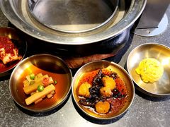 -草家酱蟹炭火烤肉店(珲春南路二店)
