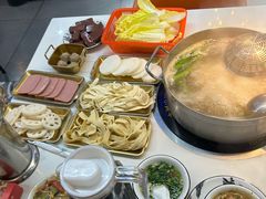 -刘少华贵州小黄牛·鲜牛肉火锅(总店)