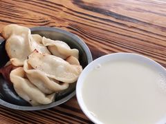 -锅贴大王南翔小笼(临沂二村店)
