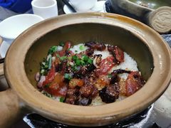 原件腊肉腊肠煲仔饭-红星光发煲仔饭(文海店)