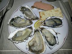 生蚝-广州花园酒店-凌璇阁360度高空海鲜自助餐CAROUSEL