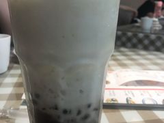-新大咀港式茶餐厅(宝山万达店)