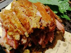 -东口码头·烧鸽子·鱼头泡饼·地方菜(金鹰悦城店)