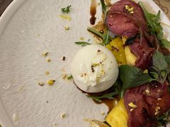 -Mark&Mars Restaurant