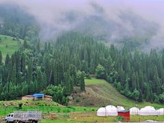 -天山神秘大峡谷