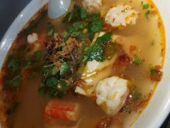 -大头虾越式风味餐厅(光明广场店)