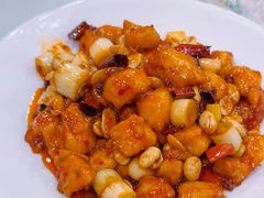 -鑫巴蜀小镇 · 水煮鱼专研店(玉桥店)