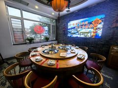 -老渔翁炖鱼坊(黄海西路东山店)