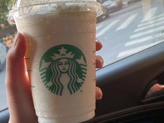 -星巴克臻选(南京金茂览秀城店)