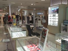 -宝岛眼镜(群光广场店)
