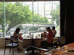 -广州希尔顿逸林酒店-OPEN開·全日制餐厅·海鲜·小火锅·自助餐(东风路店)