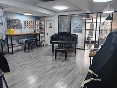 -梅纳·钢琴声乐架子鼓Mena Music(双井店)