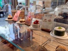 -VERIE BAKEHOUSE
