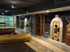 -绿岛汤泉韩式休闲会所