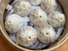 -莱莱小笼·乔艾