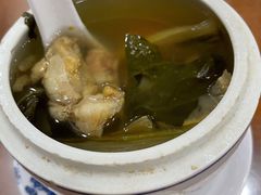 菜干南北杏猪肺汤-煲煲掂风味煲仔饭餐厅(西区店)