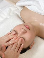 -卡尔诗·科技美肤连锁