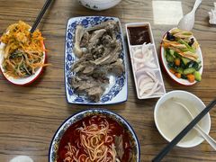 -陇上全荟兰州传统牛肉面(延吉路店)