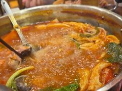-亮欢寨酸汤鱼(沙冲路店)
