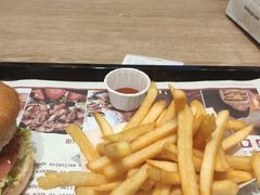-The Habit Burger Grill 哈比特汉堡(爱琴海店)