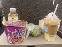 -瑞幸咖啡(深圳北高铁站内部店-B12检票口二楼)