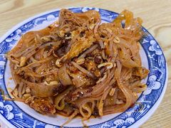 王菊擀面皮-王菊美食街·王菊面馆(总店)