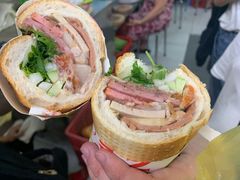 -Bánh Mì Huynh Hoa