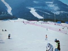 -鳌山滑雪度假区